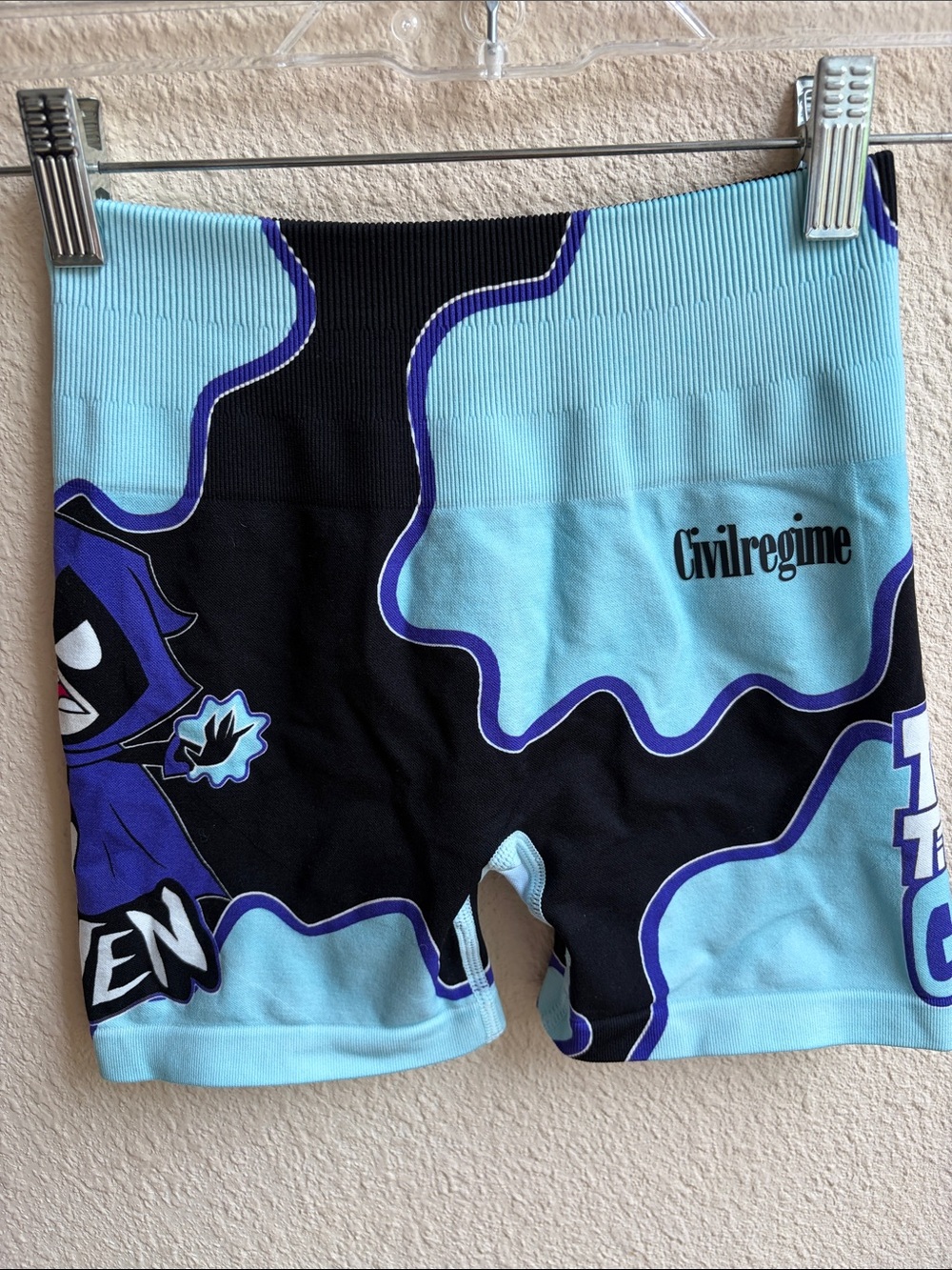 NWT Civil Regime Teen Titans Go! Raven Kelly Seamless Shirts
